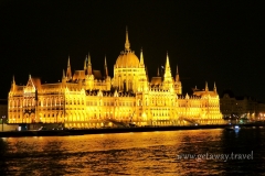 Budapest-at-Night_14