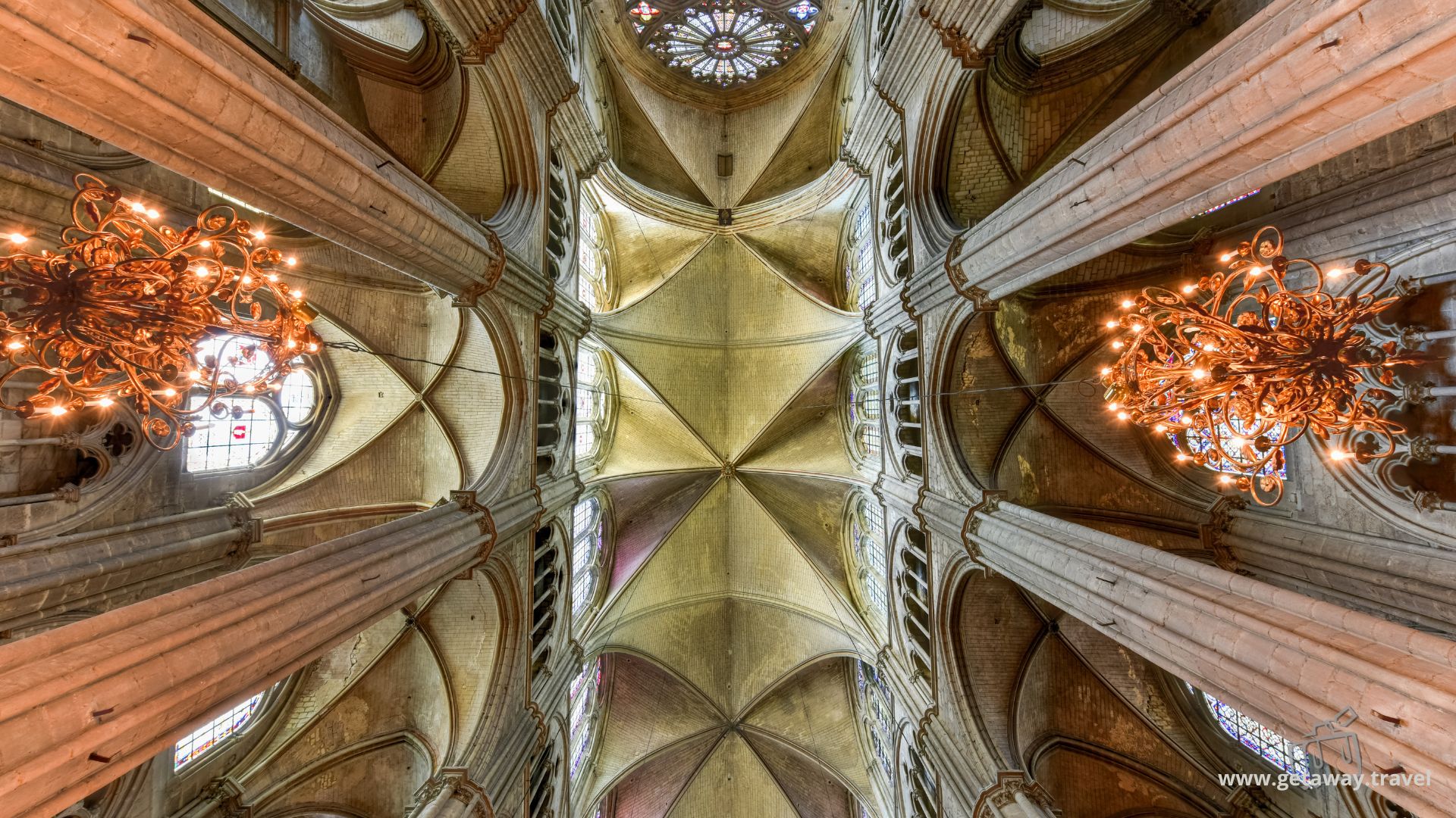 Discover the Unparalleled Beauty of Bourges Cathedral Through Captivating Photographs